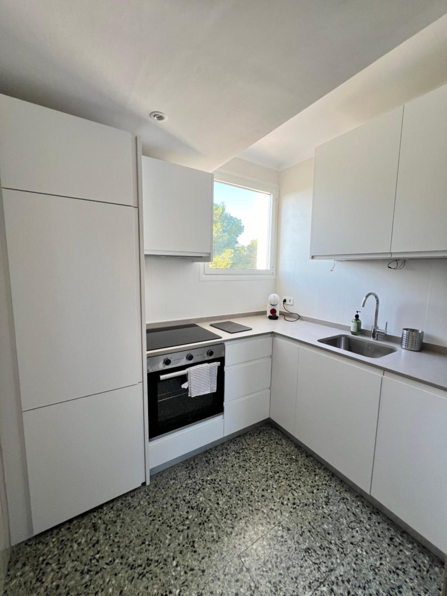 3 Apartment, 500m To Beach, Swimming Pool, Terrace Roses